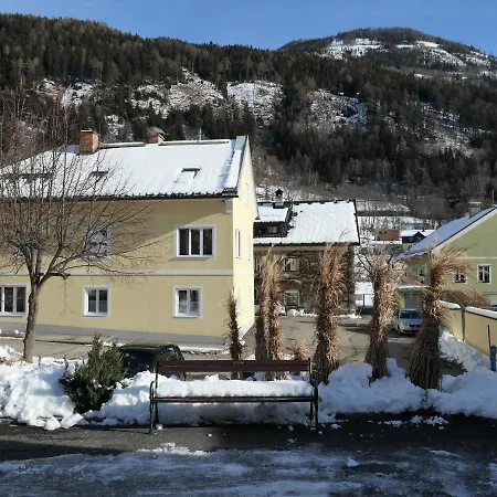 Haus Pleterski Оберфеллах